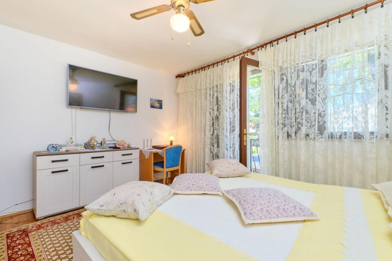 Apartman Ana Mali Lošinj Eksteriør bilde