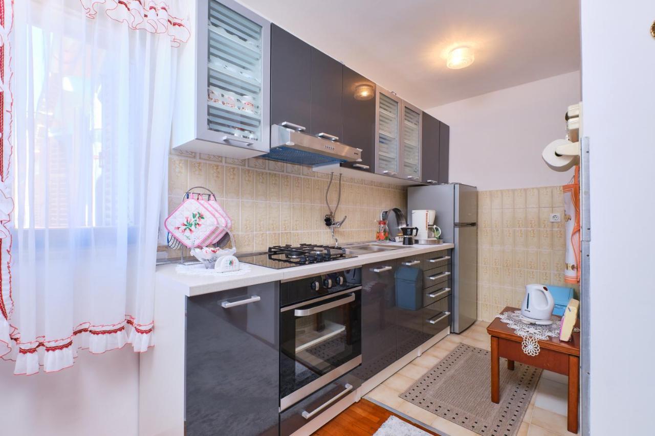 Apartman Ana Mali Lošinj Eksteriør bilde